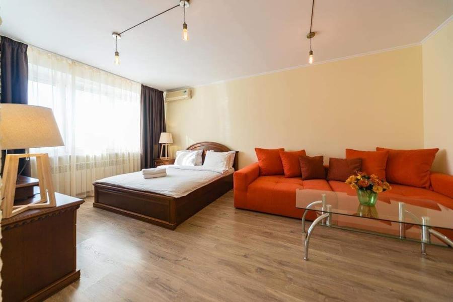 1 65m2 Center Of Obolon Near River Side.