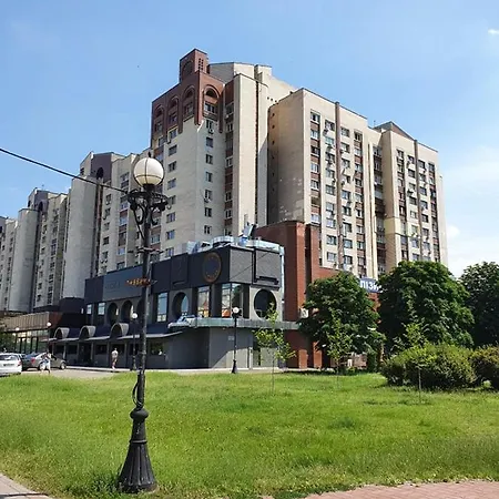 1 Room 65M2 Center Of Obolon Near River Side. Kyiv Exterior photo