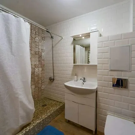 1 Room 65M2 Center Of Obolon Near River Side. Kyiv Exterior photo