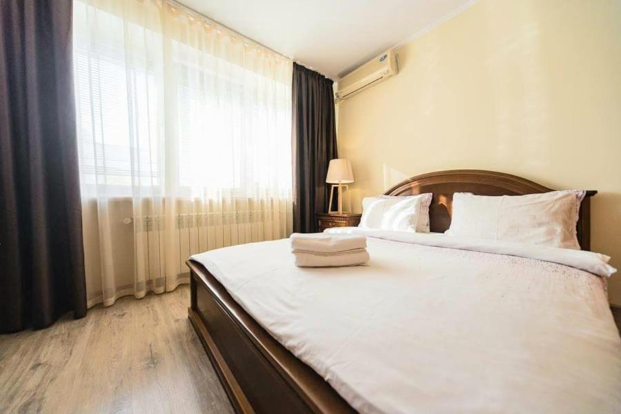 Apartment 1 65m2 Center Of Obolon Near River Side. Kyiv