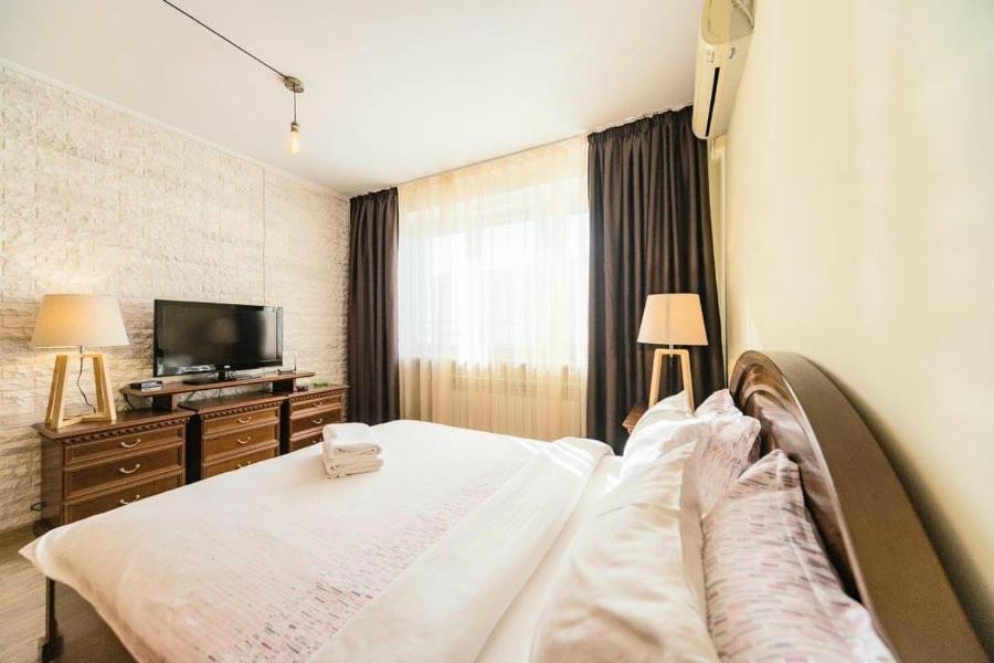 1 65m2 Center Of Obolon Near River Side. Kyiv